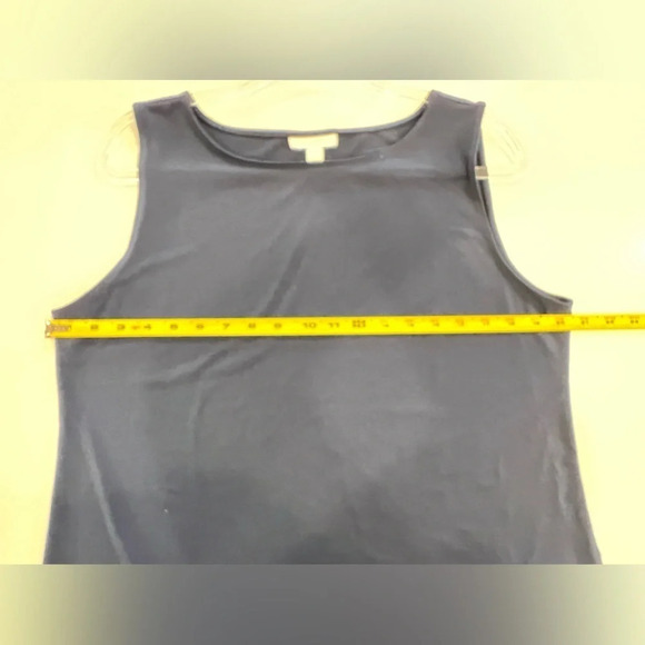 Charter Club Navy Sleeveless Top Like New - Picture 7 of 10